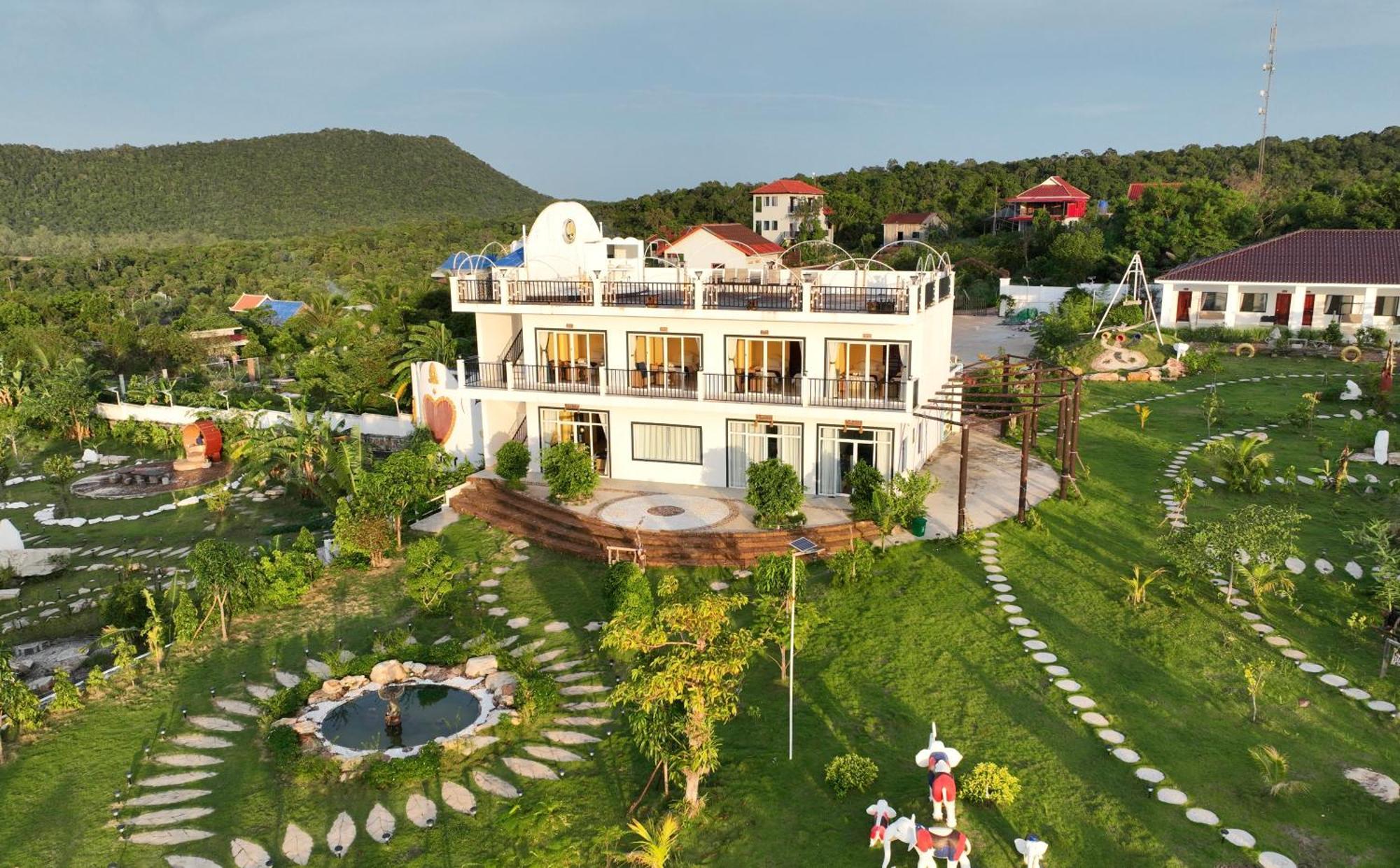 Thmorda Resort Ko Rong Sanloem Eksteriør bilde